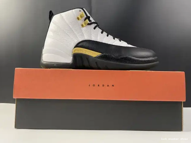 Reps LUCY Royalty Air CT8013-170 Jordan 12 0616